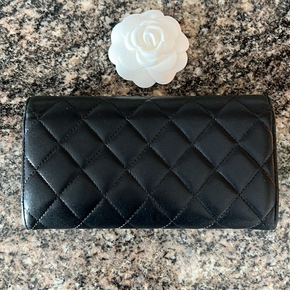 Chanel Black Lambskin Flap Wallet With Silver CC - Picture 3 of 16